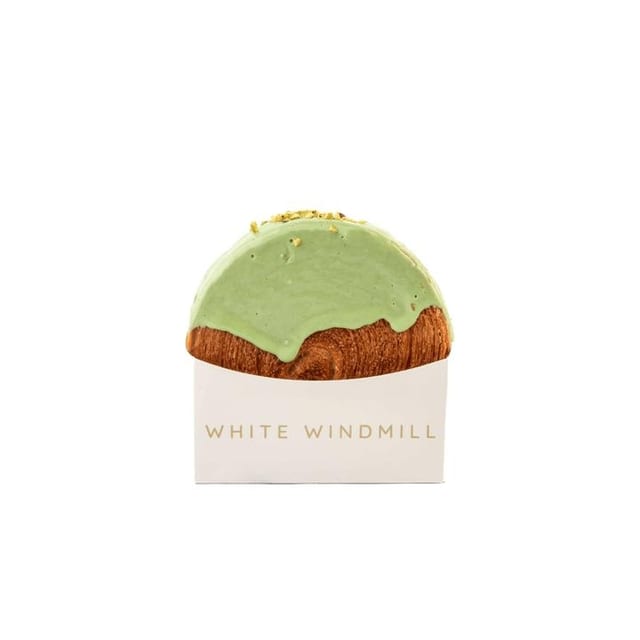 NY Roll Pistachio.